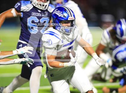 Thumbnail 3 in Burbank vs Crescenta Valley photogallery.