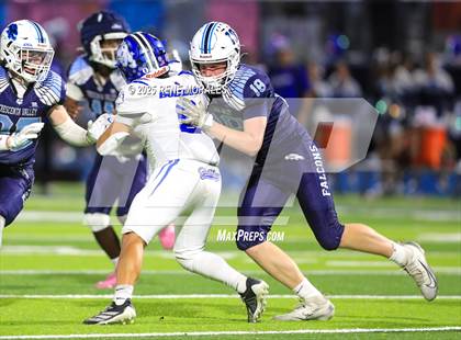Thumbnail 3 in Burbank vs Crescenta Valley photogallery.