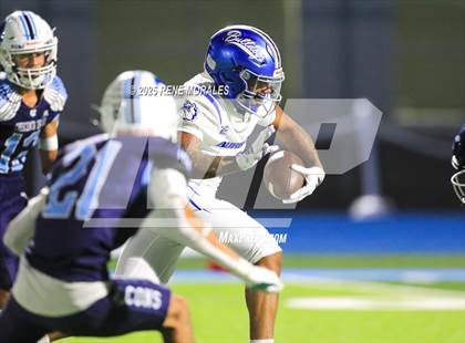 Thumbnail 1 in Burbank vs Crescenta Valley photogallery.