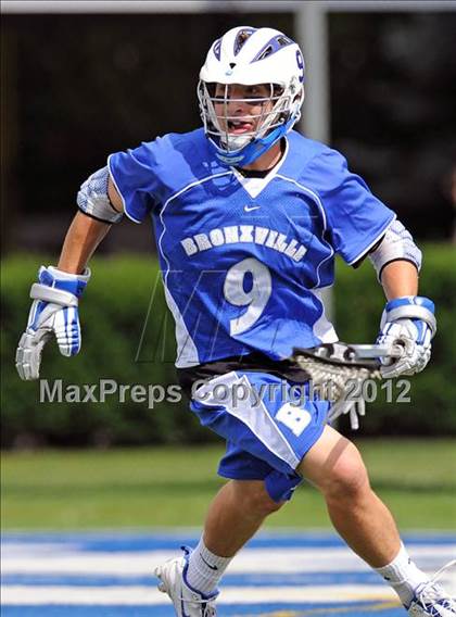 Thumbnail 3 in Shoreham-Wading River vs Bronxville (NYSPHSAA Class C Semifinal) photogallery.
