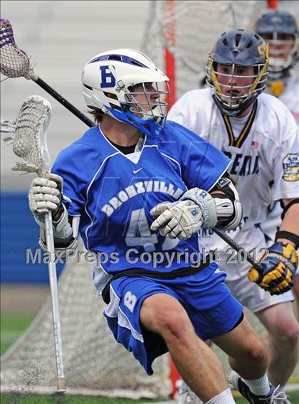 Thumbnail 1 in Shoreham-Wading River vs Bronxville (NYSPHSAA Class C Semifinal) photogallery.