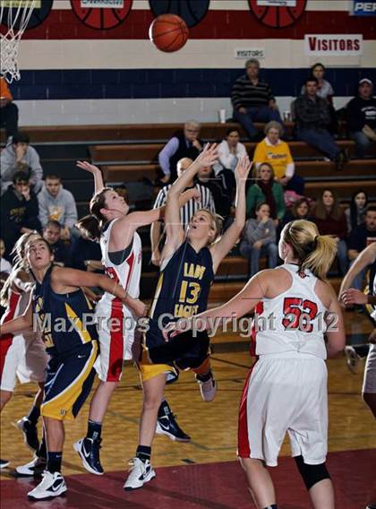 Thumbnail 2 in Seymour vs. South-Doyle photogallery.