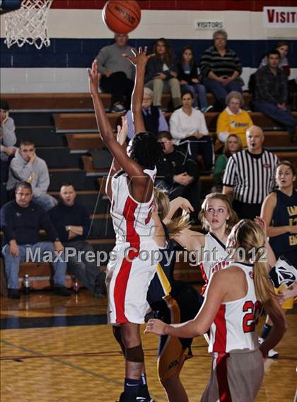 Thumbnail 2 in Seymour vs. South-Doyle photogallery.
