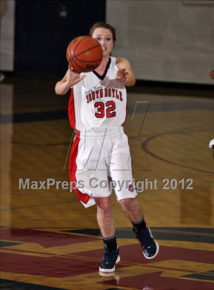Thumbnail 1 in Seymour vs. South-Doyle photogallery.