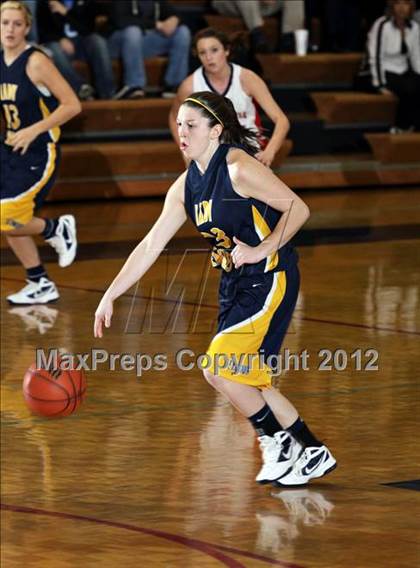 Thumbnail 3 in Seymour vs. South-Doyle photogallery.