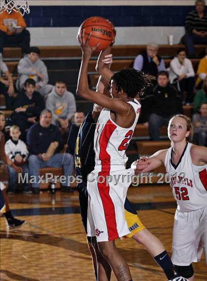 Thumbnail 2 in Seymour vs. South-Doyle photogallery.