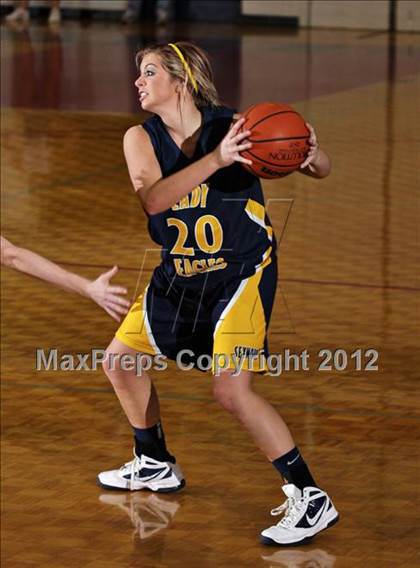 Thumbnail 3 in Seymour vs. South-Doyle photogallery.