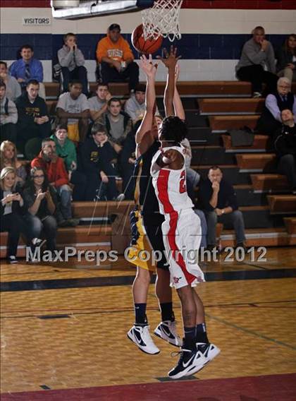 Thumbnail 1 in Seymour vs. South-Doyle photogallery.