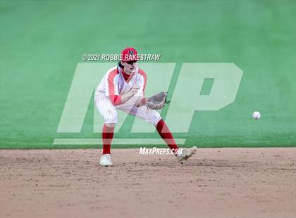 Thumbnail 2 in Marcus vs. Prosper (Dragon Classic) photogallery.
