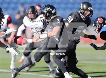 Thumbnail 3 in Limon vs. Strasburg (CHSAA 1A State Championship) photogallery.
