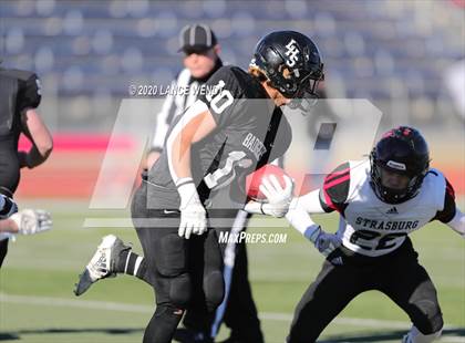 Thumbnail 1 in Limon vs. Strasburg (CHSAA 1A State Championship) photogallery.