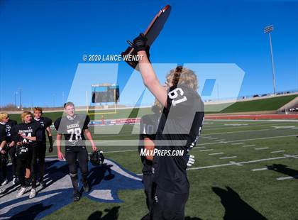 Thumbnail 1 in Limon vs. Strasburg (CHSAA 1A State Championship) photogallery.