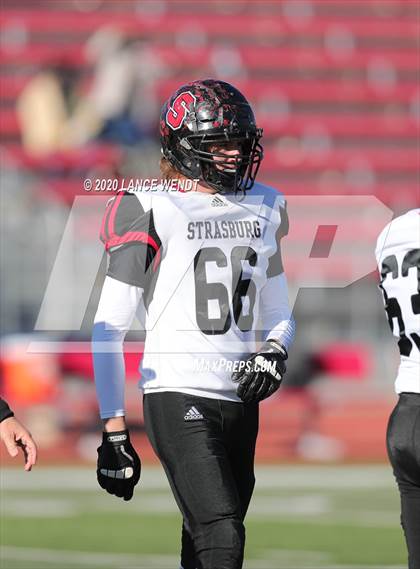 Thumbnail 3 in Limon vs. Strasburg (CHSAA 1A State Championship) photogallery.
