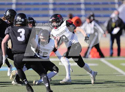 Thumbnail 1 in Limon vs. Strasburg (CHSAA 1A State Championship) photogallery.