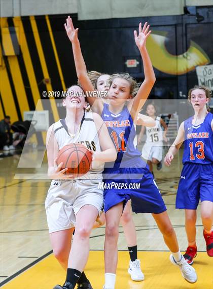 Thumbnail 3 in Newburry Park vs. Westlake photogallery.