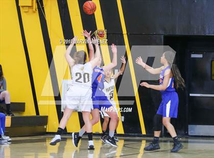 Thumbnail 1 in Newburry Park vs. Westlake photogallery.