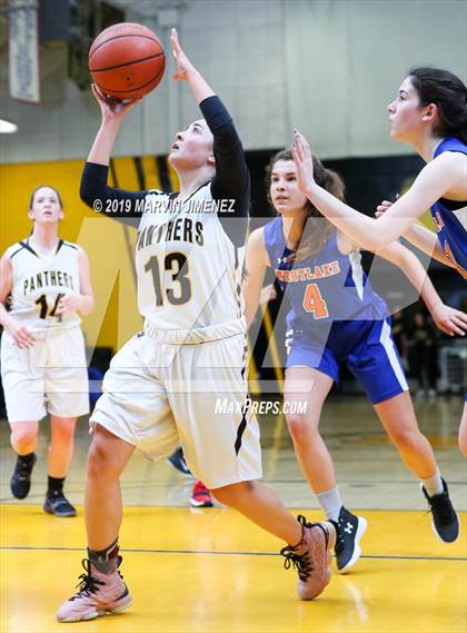 Thumbnail 2 in Newburry Park vs. Westlake photogallery.