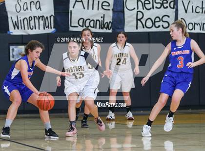 Thumbnail 3 in Newburry Park vs. Westlake photogallery.