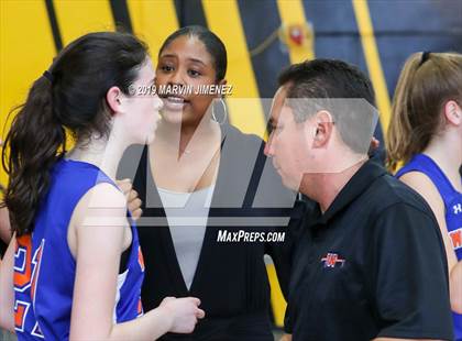 Thumbnail 2 in Newburry Park vs. Westlake photogallery.
