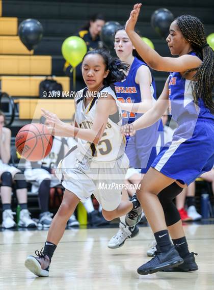 Thumbnail 1 in Newburry Park vs. Westlake photogallery.