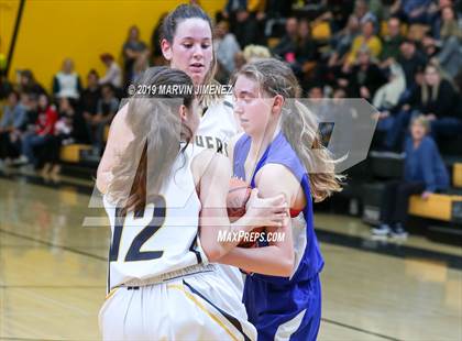Thumbnail 2 in Newburry Park vs. Westlake photogallery.