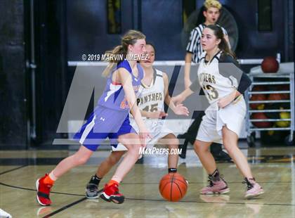 Thumbnail 1 in Newburry Park vs. Westlake photogallery.