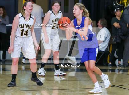 Thumbnail 2 in Newburry Park vs. Westlake photogallery.
