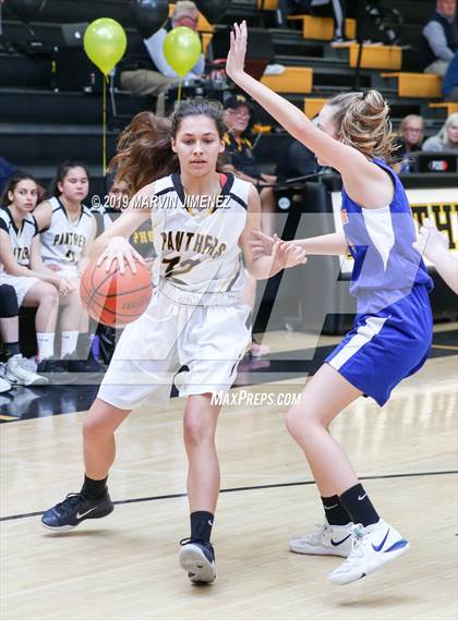 Thumbnail 2 in Newburry Park vs. Westlake photogallery.