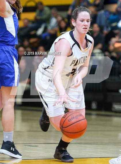 Thumbnail 1 in Newburry Park vs. Westlake photogallery.