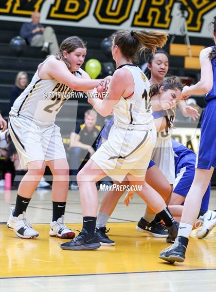 Thumbnail 1 in Newburry Park vs. Westlake photogallery.