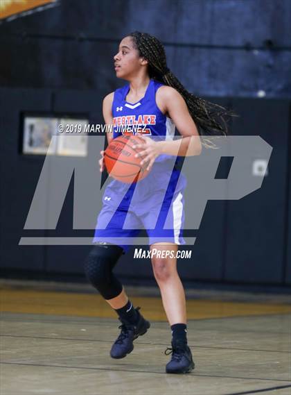 Thumbnail 3 in Newburry Park vs. Westlake photogallery.