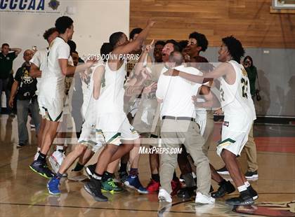 Thumbnail 2 in Bishop Amat @ Notre Dame (CIF SoCal Regional D3 Final) photogallery.