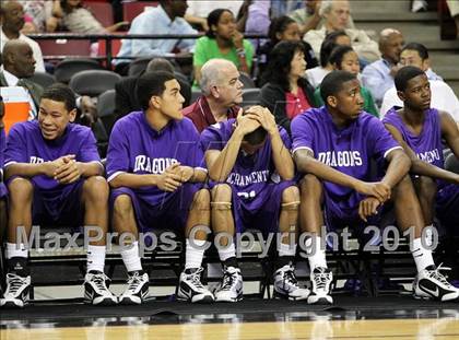 Thumbnail 1 in Sacramento vs. Bishop O'Dowd (CIF NorCal D3 Final) photogallery.