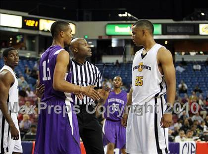 Thumbnail 2 in Sacramento vs. Bishop O'Dowd (CIF NorCal D3 Final) photogallery.
