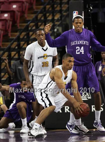 Thumbnail 2 in Sacramento vs. Bishop O'Dowd (CIF NorCal D3 Final) photogallery.