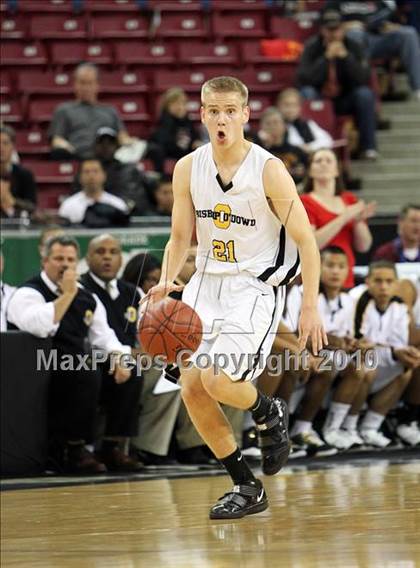 Thumbnail 3 in Sacramento vs. Bishop O'Dowd (CIF NorCal D3 Final) photogallery.