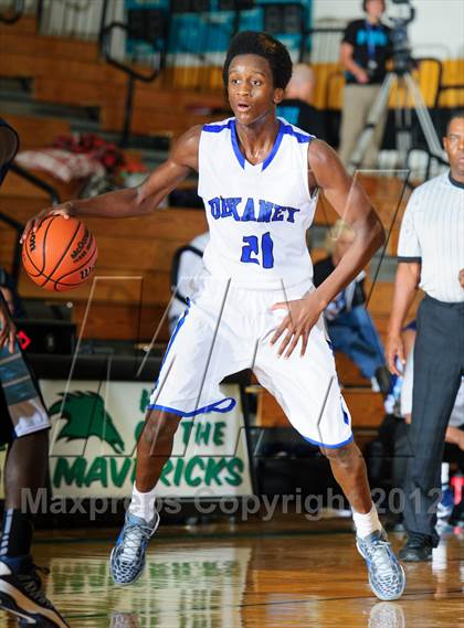 Thumbnail 3 in Alief Elsik @ Dekaney (McDonald's Texas Invitational) photogallery.