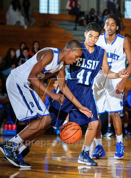 Thumbnail 2 in Alief Elsik @ Dekaney (McDonald's Texas Invitational) photogallery.