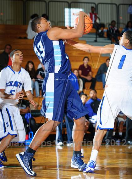 Thumbnail 2 in Alief Elsik @ Dekaney (McDonald's Texas Invitational) photogallery.