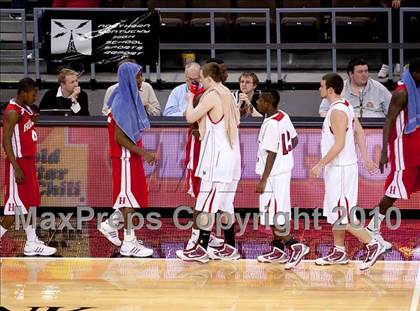 Thumbnail 3 in Holmes vs Newport (KHSAA Ninth Region Final) photogallery.