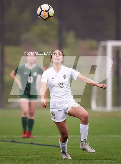 Thumbnail 2 in Sacred Heart Cathedral Preparatory vs Archbishop Mitty photogallery.
