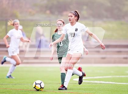 Thumbnail 2 in Sacred Heart Cathedral Preparatory vs Archbishop Mitty photogallery.
