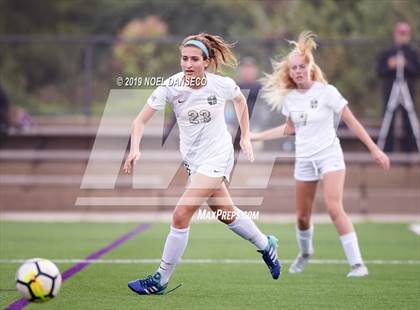 Thumbnail 2 in Sacred Heart Cathedral Preparatory vs Archbishop Mitty photogallery.