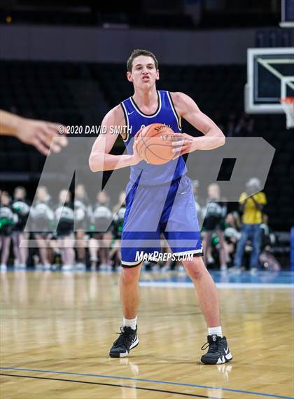 Thumbnail 1 in Liberty vs. Staley (MSHSAA Class 5 Sectional) photogallery.
