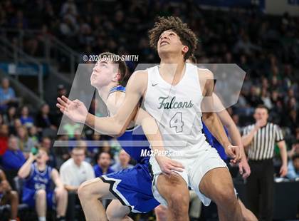 Thumbnail 2 in Liberty vs. Staley (MSHSAA Class 5 Sectional) photogallery.