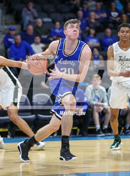 Thumbnail 1 in Liberty vs. Staley (MSHSAA Class 5 Sectional) photogallery.