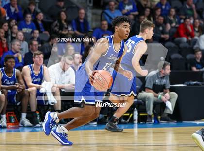 Thumbnail 3 in Liberty vs. Staley (MSHSAA Class 5 Sectional) photogallery.