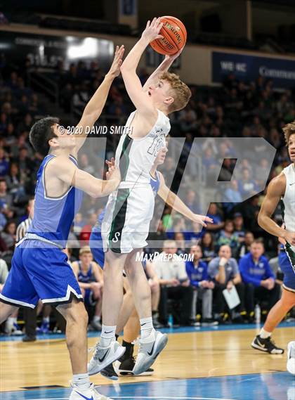 Thumbnail 1 in Liberty vs. Staley (MSHSAA Class 5 Sectional) photogallery.
