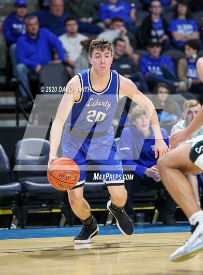 Thumbnail 3 in Liberty vs. Staley (MSHSAA Class 5 Sectional) photogallery.