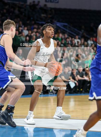 Thumbnail 2 in Liberty vs. Staley (MSHSAA Class 5 Sectional) photogallery.